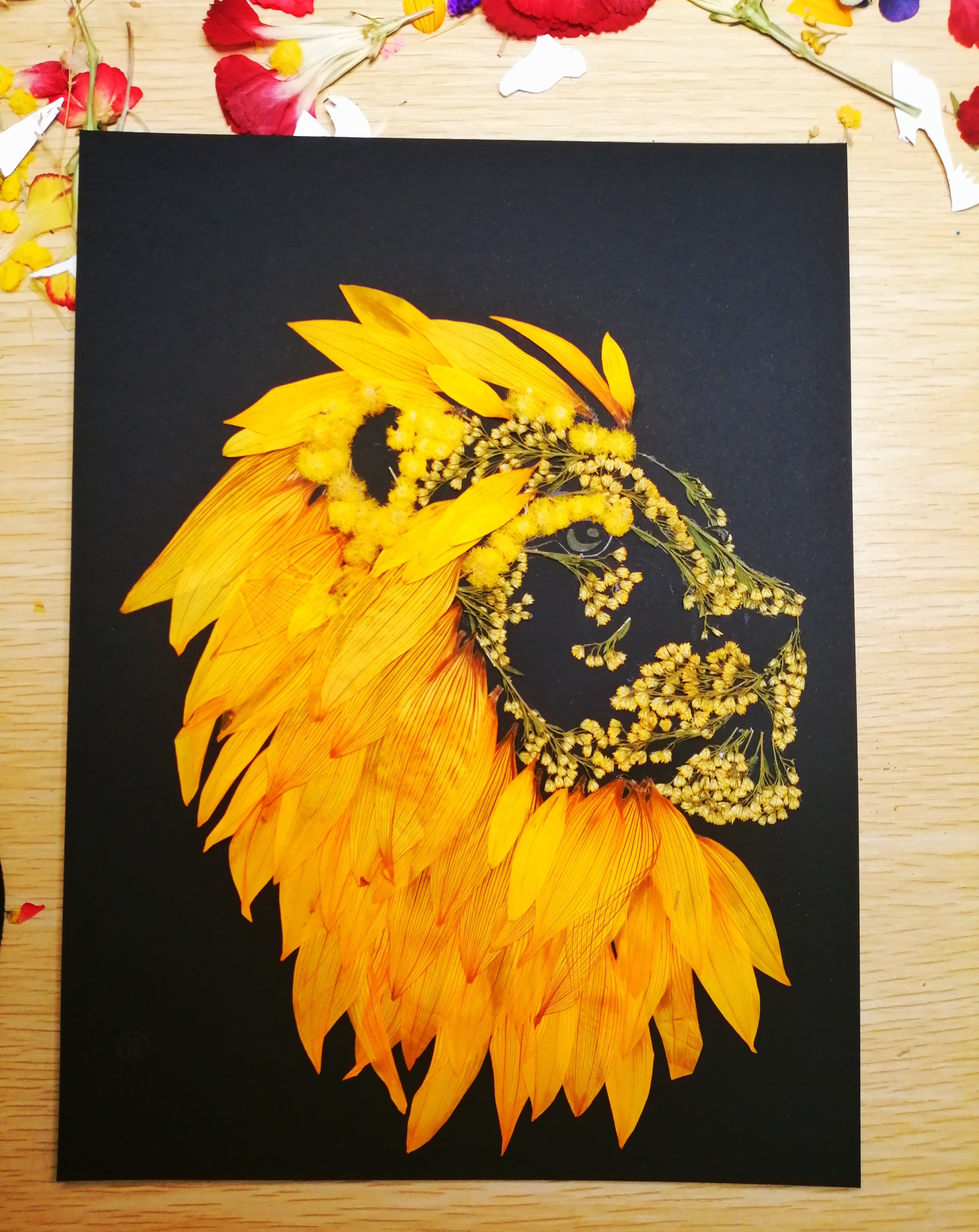 Lion fleuri